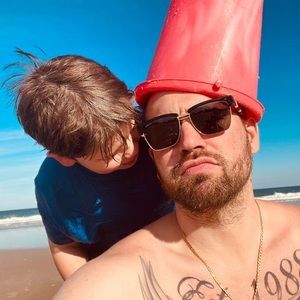 Meet your Posher, Thomas